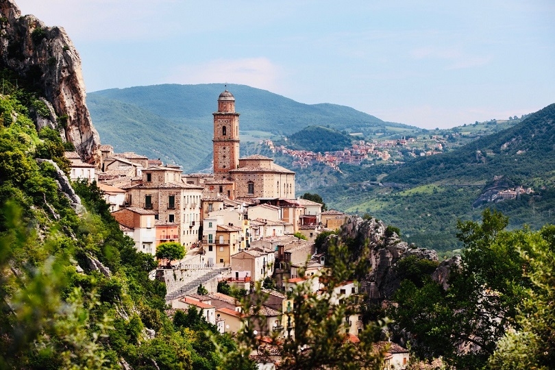 places to visit in abruzzo